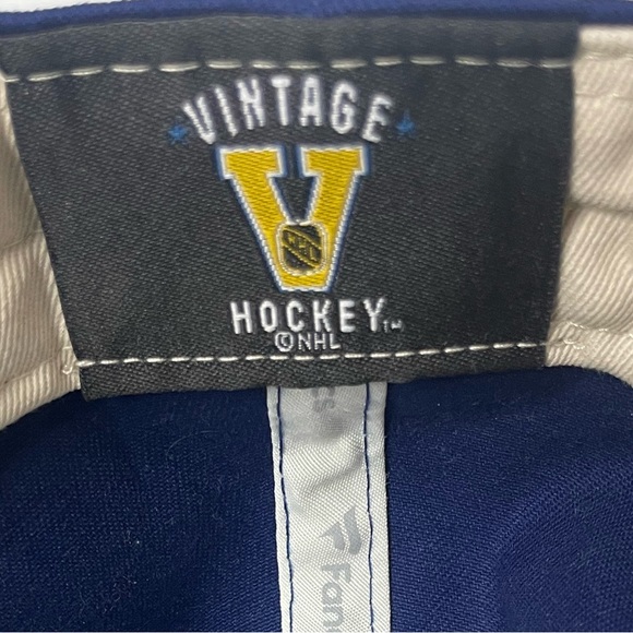 Pittsburgh Penguins Ball Cap Embroidered Vintage Hockey NHL Fanatics Sports Team - Picture 8 of 9